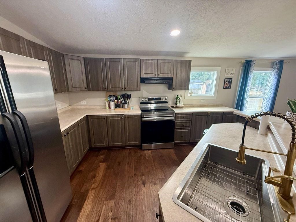 16316 Willway Court, Conroe, TX 77303 16316 Willway Court, Conroe, TX 77303