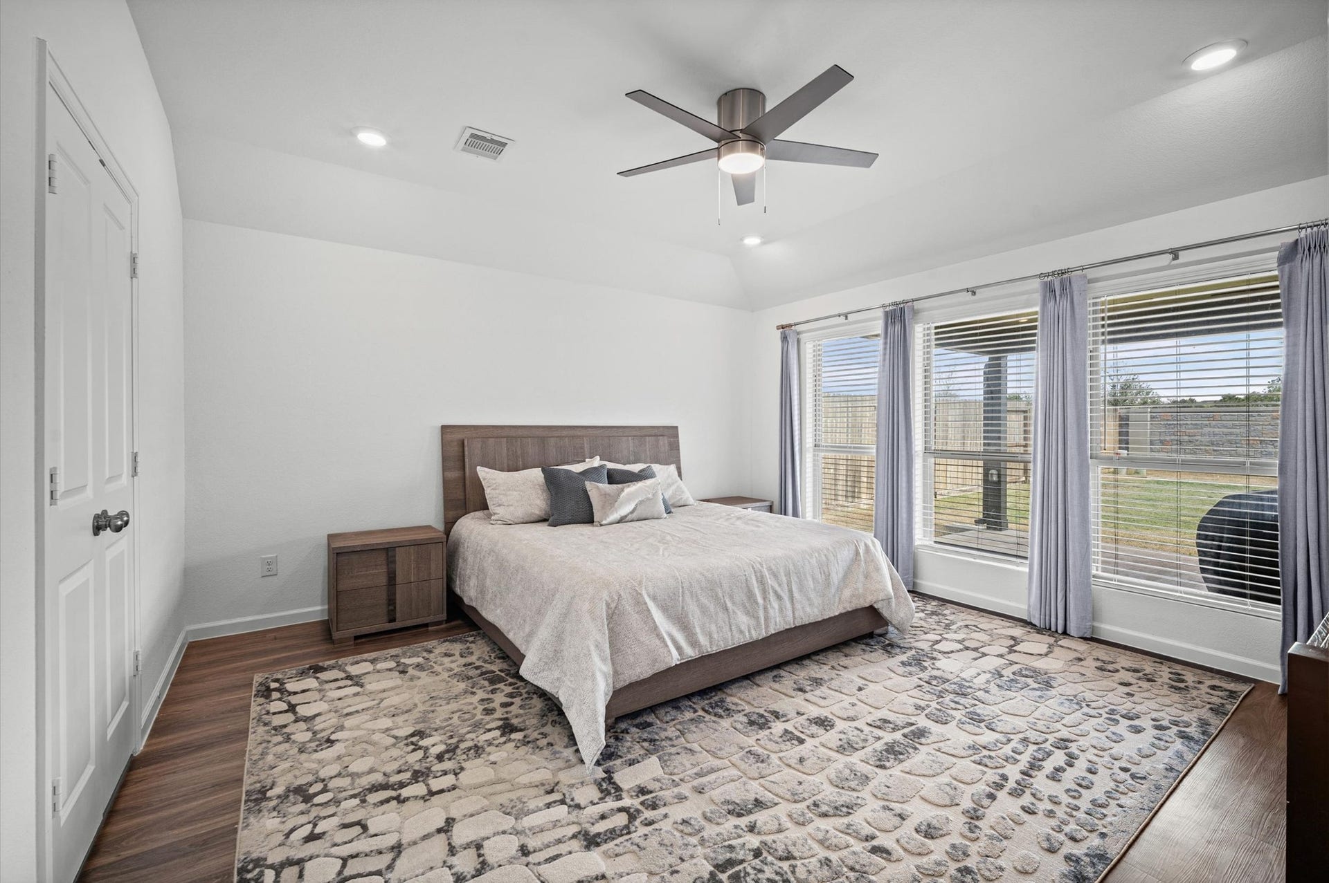 2419 Rosemary Sage Drive, Fulshear, TX 77423 2419 Rosemary Sage Drive, Fulshear, TX 77423
