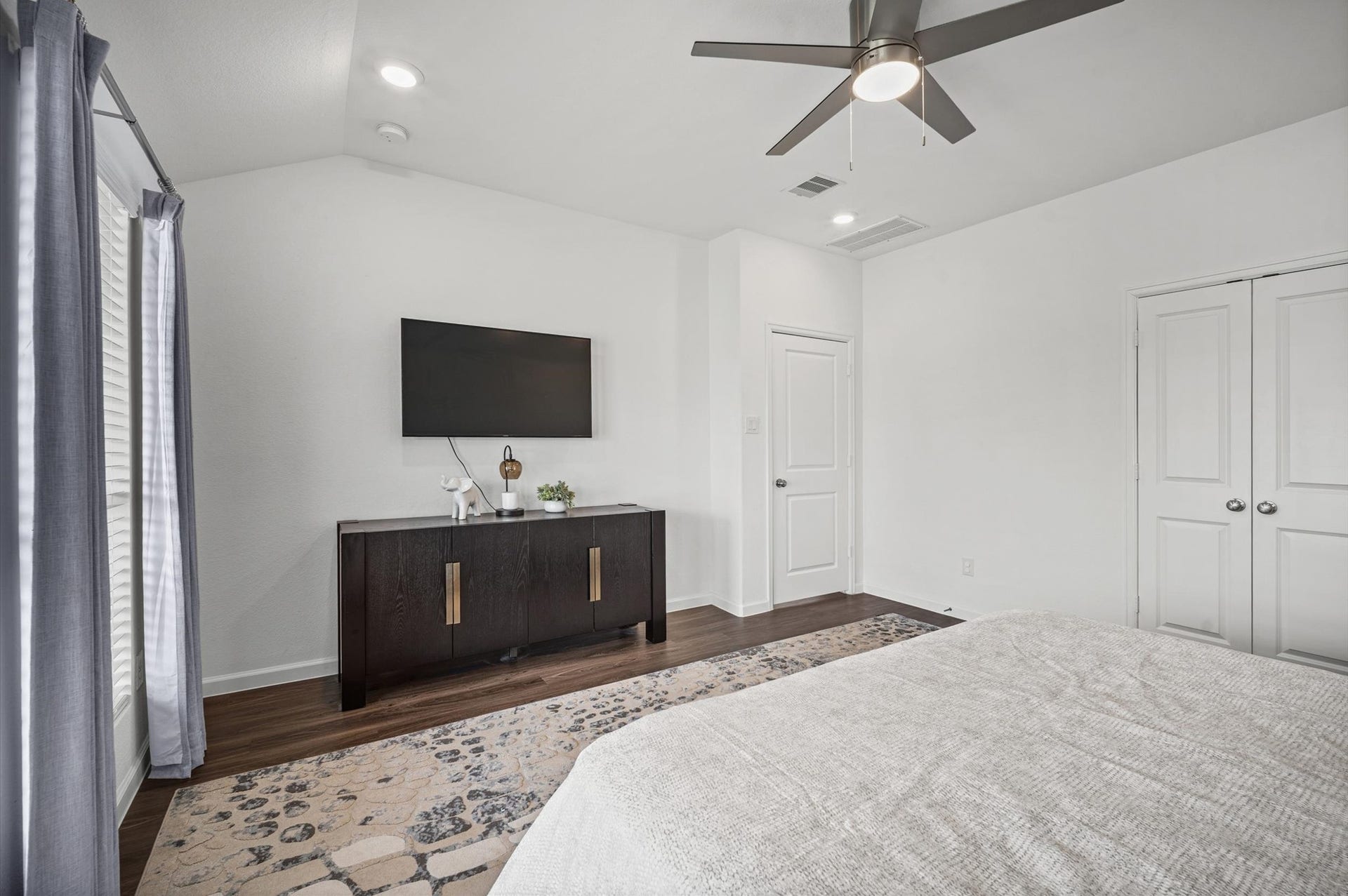 2419 Rosemary Sage Drive, Fulshear, TX 77423 2419 Rosemary Sage Drive, Fulshear, TX 77423