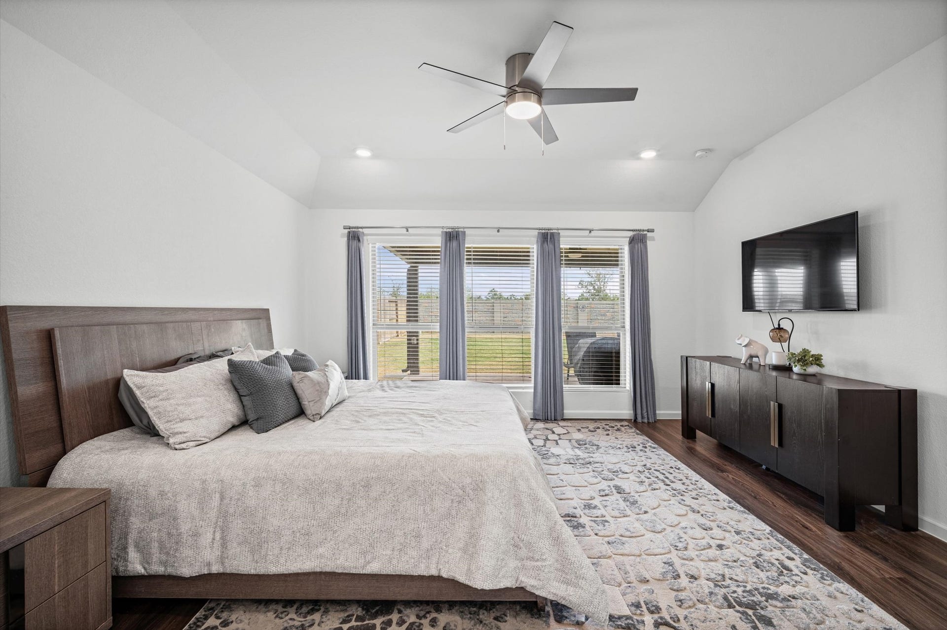 2419 Rosemary Sage Drive, Fulshear, TX 77423 2419 Rosemary Sage Drive, Fulshear, TX 77423