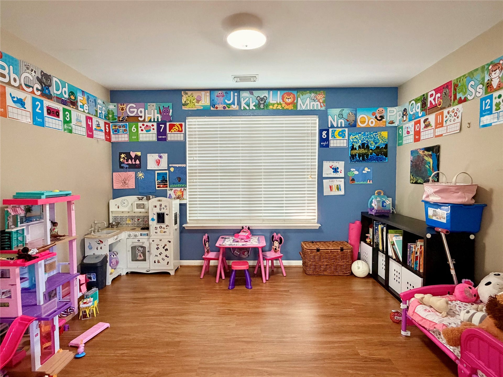 454 Remington Ridge Drive, Houston, TX 77073 Downstairs office/flex room