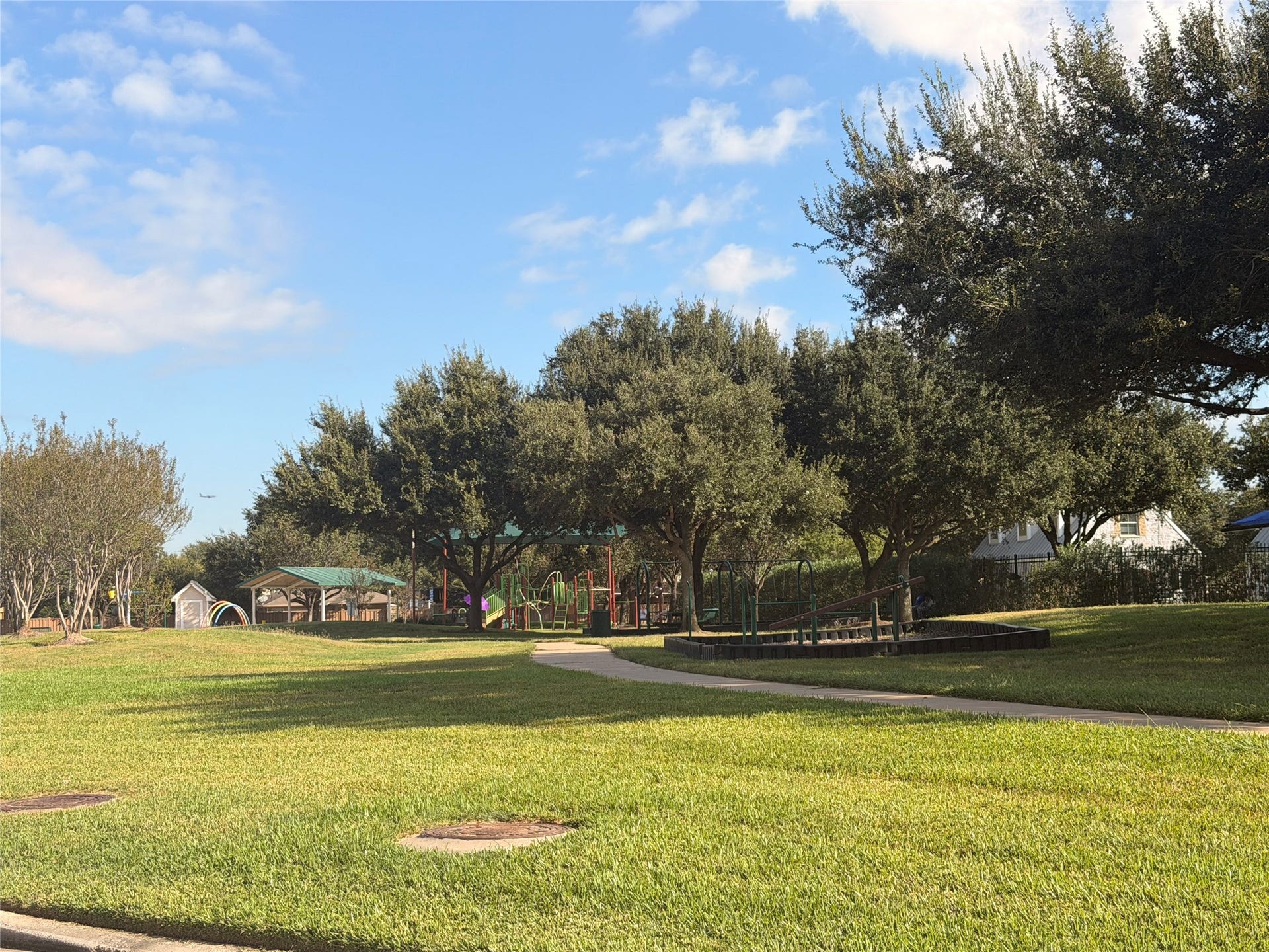 454 Remington Ridge Drive, Houston, TX 77073 Park, playground and splash pad right in front of home