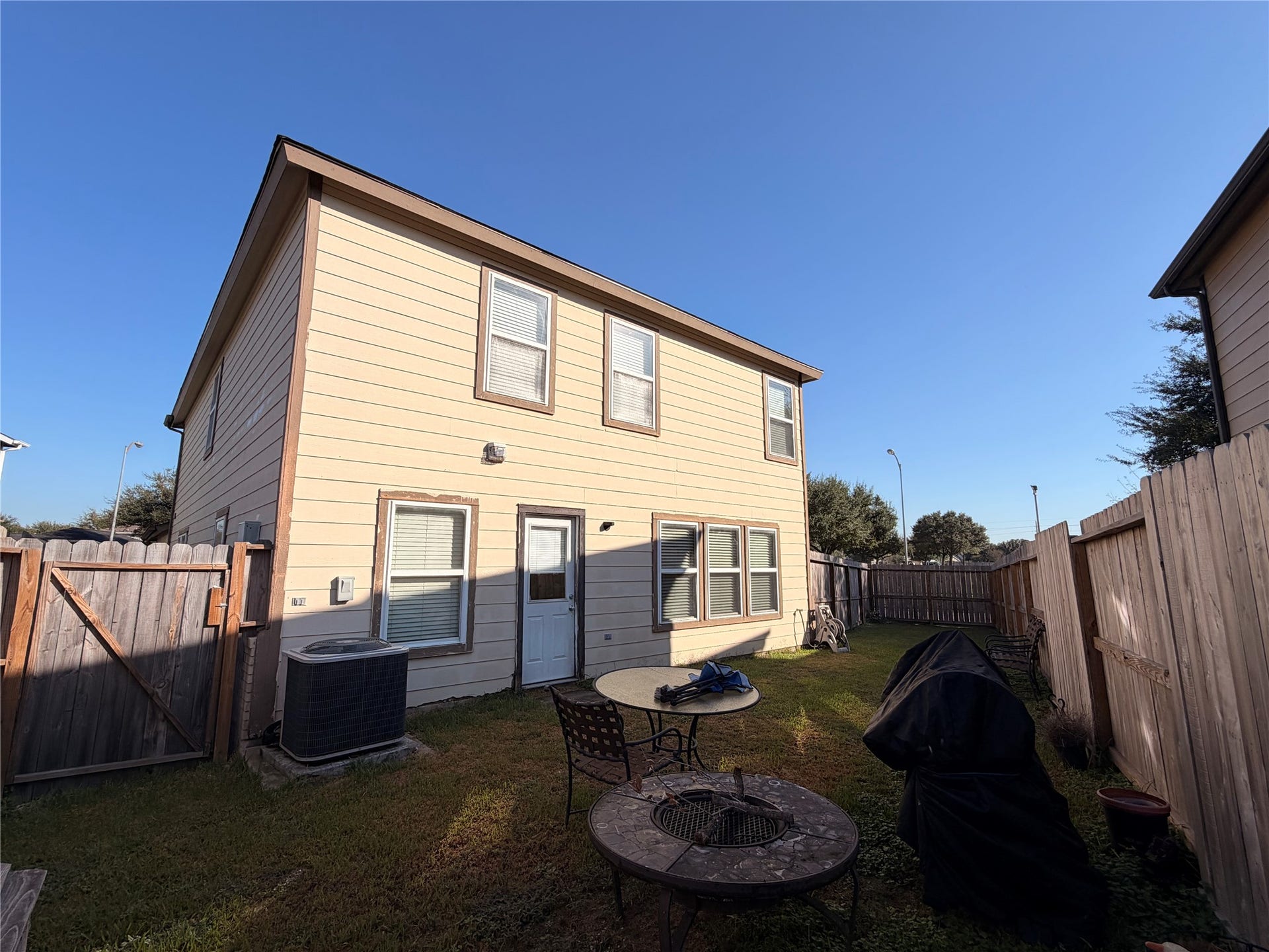 454 Remington Ridge Drive, Houston, TX 77073 Backyard for furry pets and family entertainment