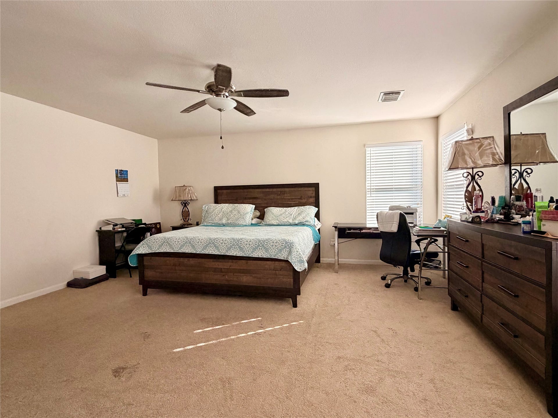 454 Remington Ridge Drive, Houston, TX 77073 Very spacious primary bedroom with ensuite bathroom
