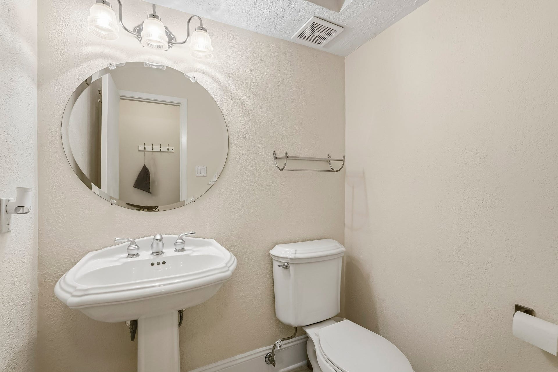 20211 Sunny Shores Drive, Humble, TX 77346 20211 Sunny Shores Drive, Humble, TX 77346