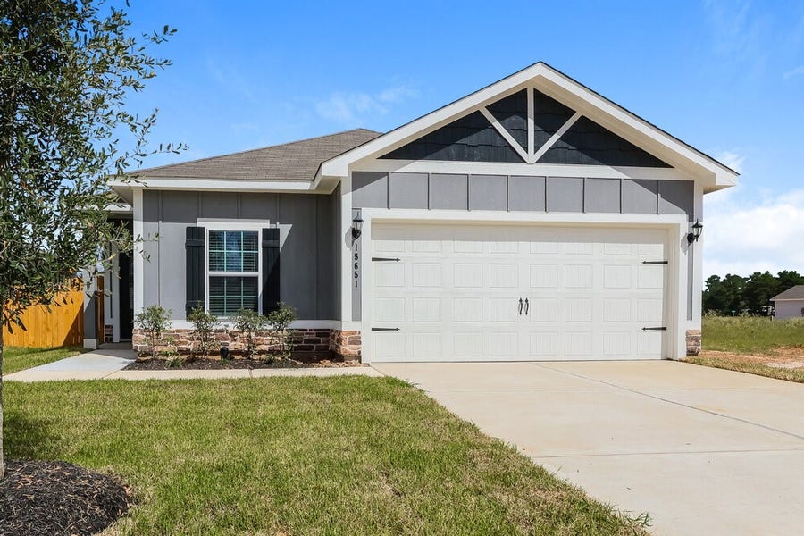 Property photo for 15651 Plum Brook Drive, Conroe, TX