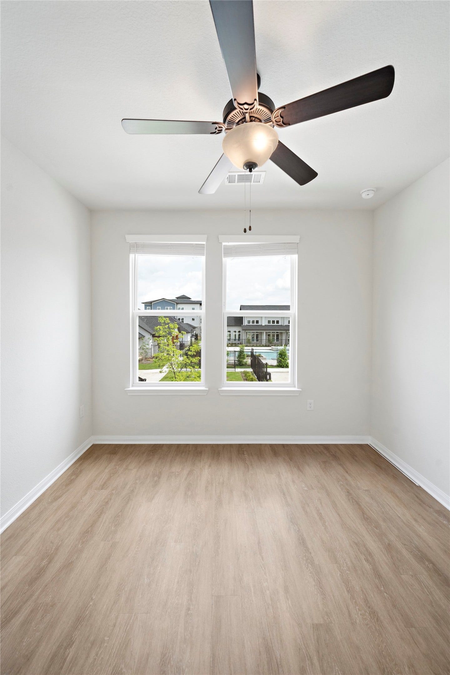 17000 Bissonnet Street, #A1, Richmond, TX 77407 LAYOUT MAY DIFFER / VACANT UNIT SHOWN