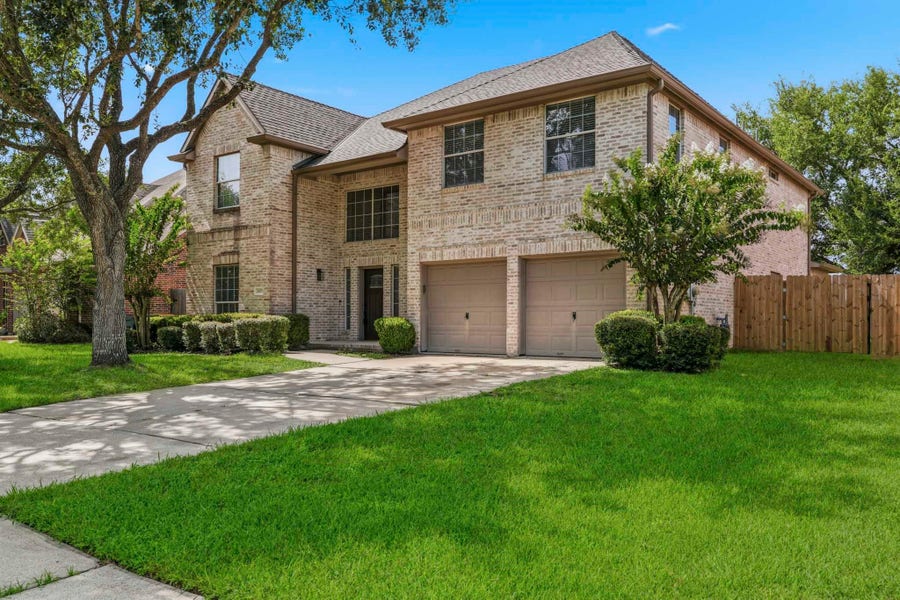 Property photo for 3007 Eagle Lake Drive, Pearland, TX