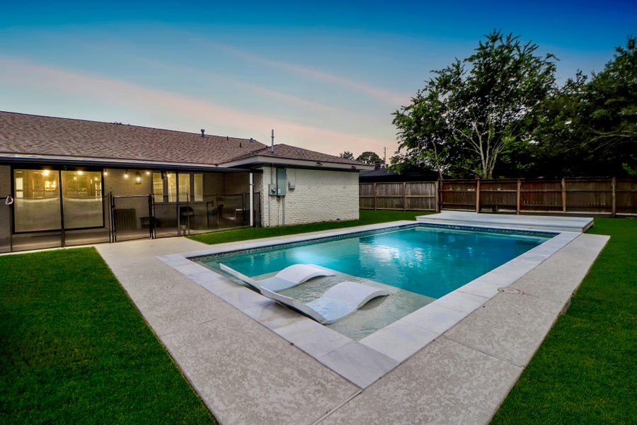Property photo for 6039 Mcknight Street, Houston, TX