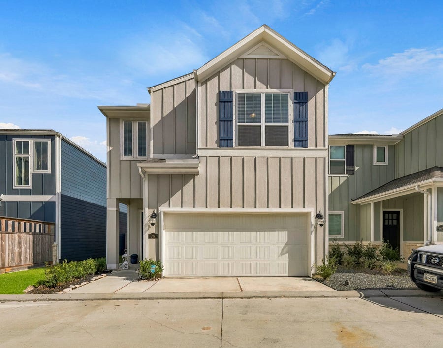 Property photo for 574 Morning Tide Lane, Kemah, TX