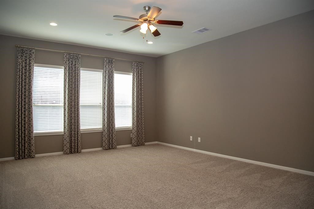 4902 Thunder Creek Lane, Sugar Land, TX 77479 4902 Thunder Creek Lane, Sugar Land, TX 77479