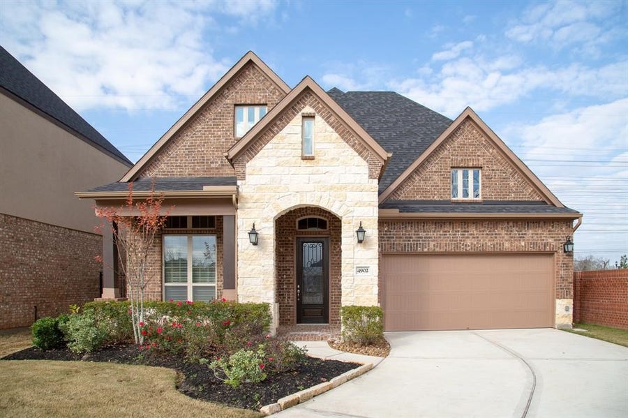 Property photo for 4902 Thunder Creek Lane, Sugar Land, TX