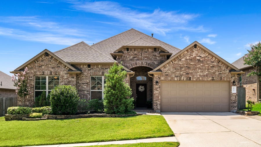 Property photo for 1527 Holly Chase Court, Conroe, TX