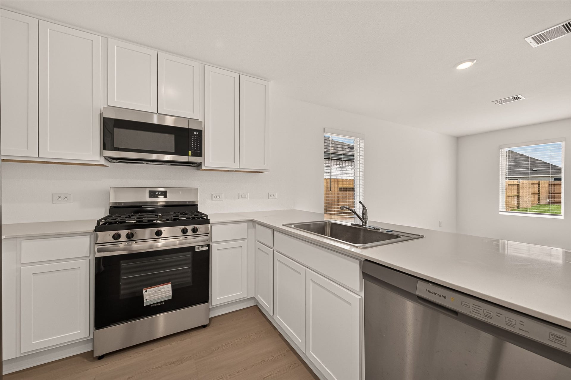 9310 Dazzling Tentacle Drive, Baytown, TX 77521