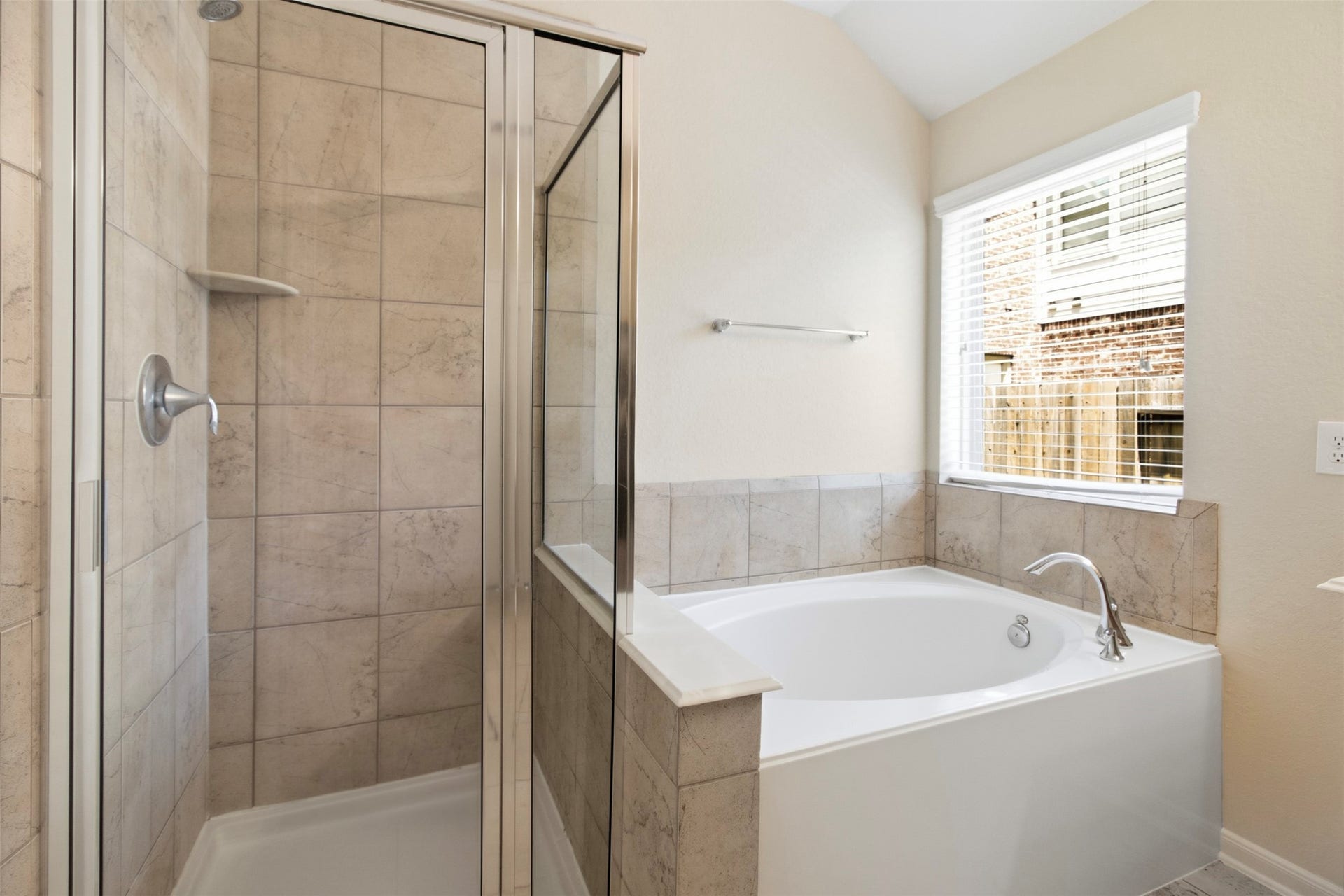 24422 Myrtle Creek Falls, Tomball, TX 77375 24422 Myrtle Creek Falls, Tomball, TX 77375
