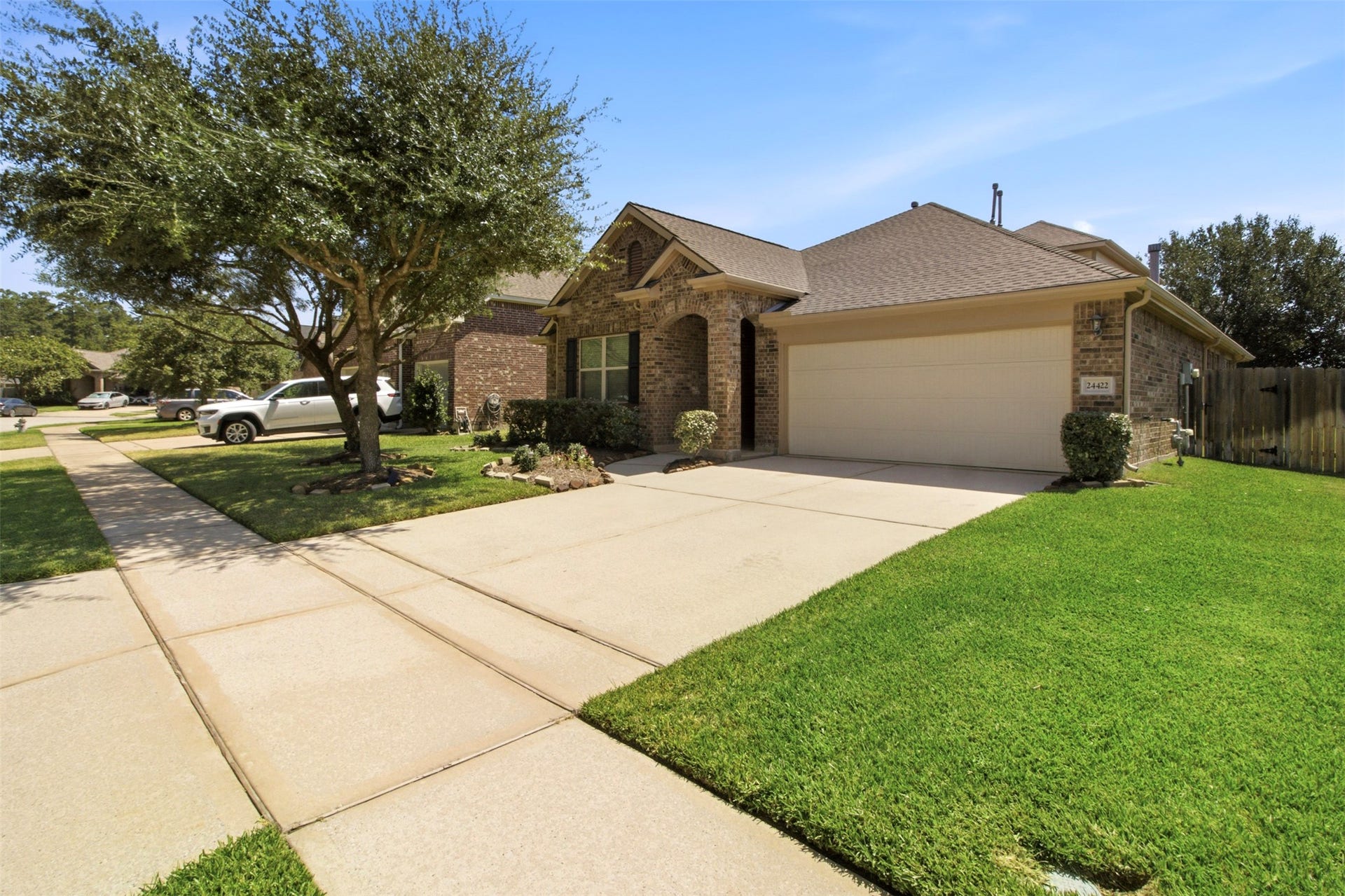 24422 Myrtle Creek Falls, Tomball, TX 77375 24422 Myrtle Creek Falls, Tomball, TX 77375