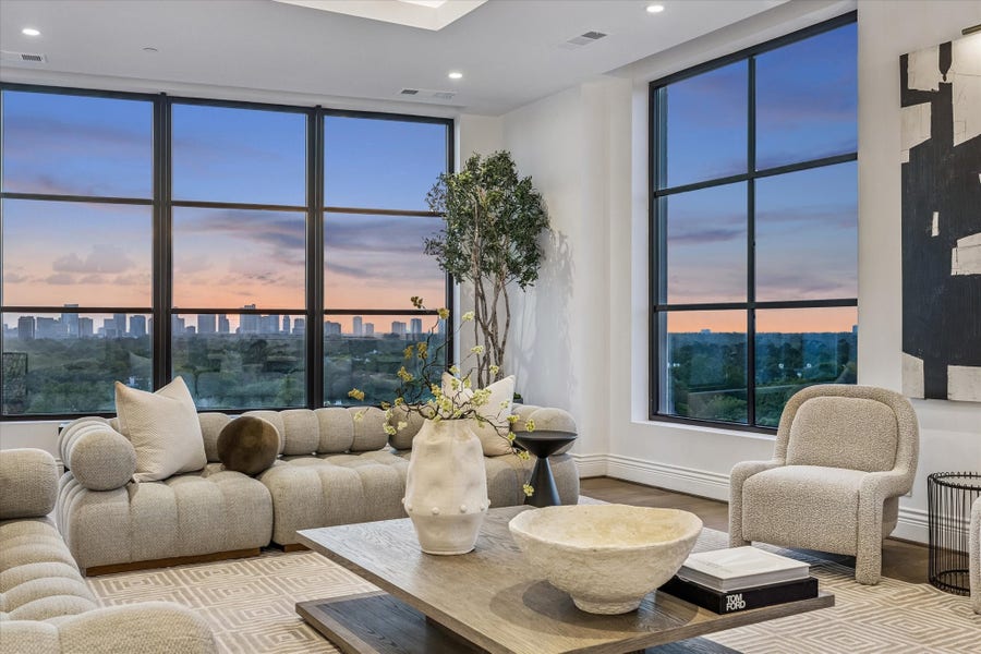 Property photo for 2323 San Felipe Street, #901, Houston, TX