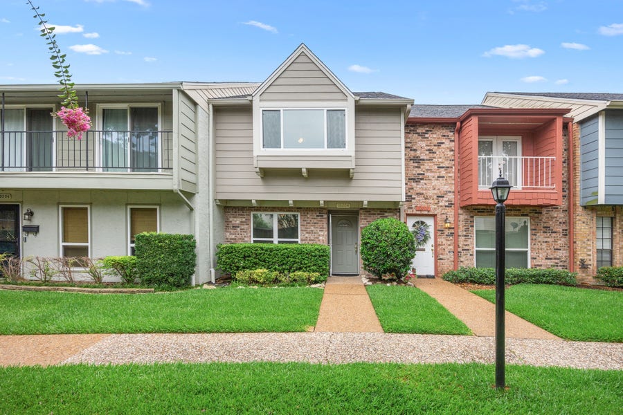 Property photo for 10204 Longmont Drive, #44/3, Houston, TX