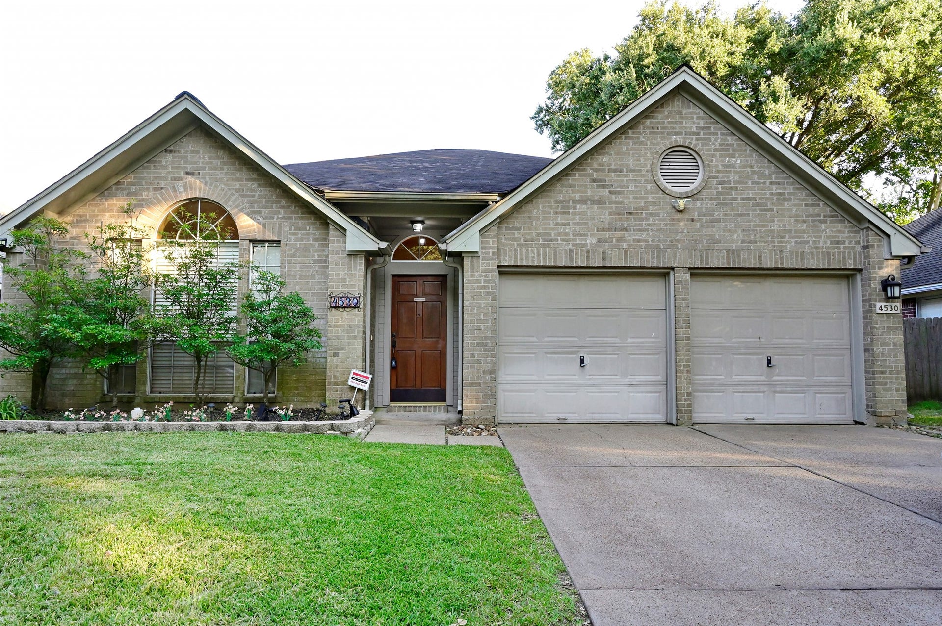 4530 Topaz Trail Drive, Sugar Land, TX 77479