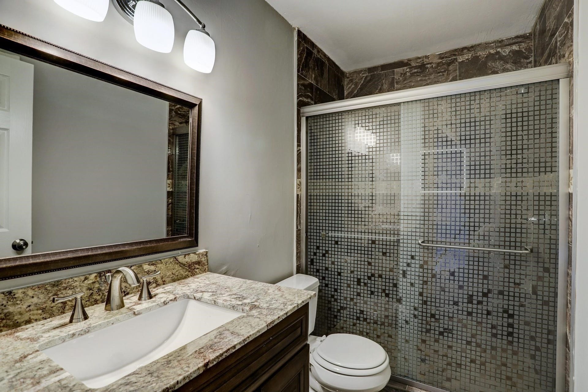 1833 Country Village Boulevard, Humble, TX 77338 1833 Country Village Boulevard, Humble, TX 77338