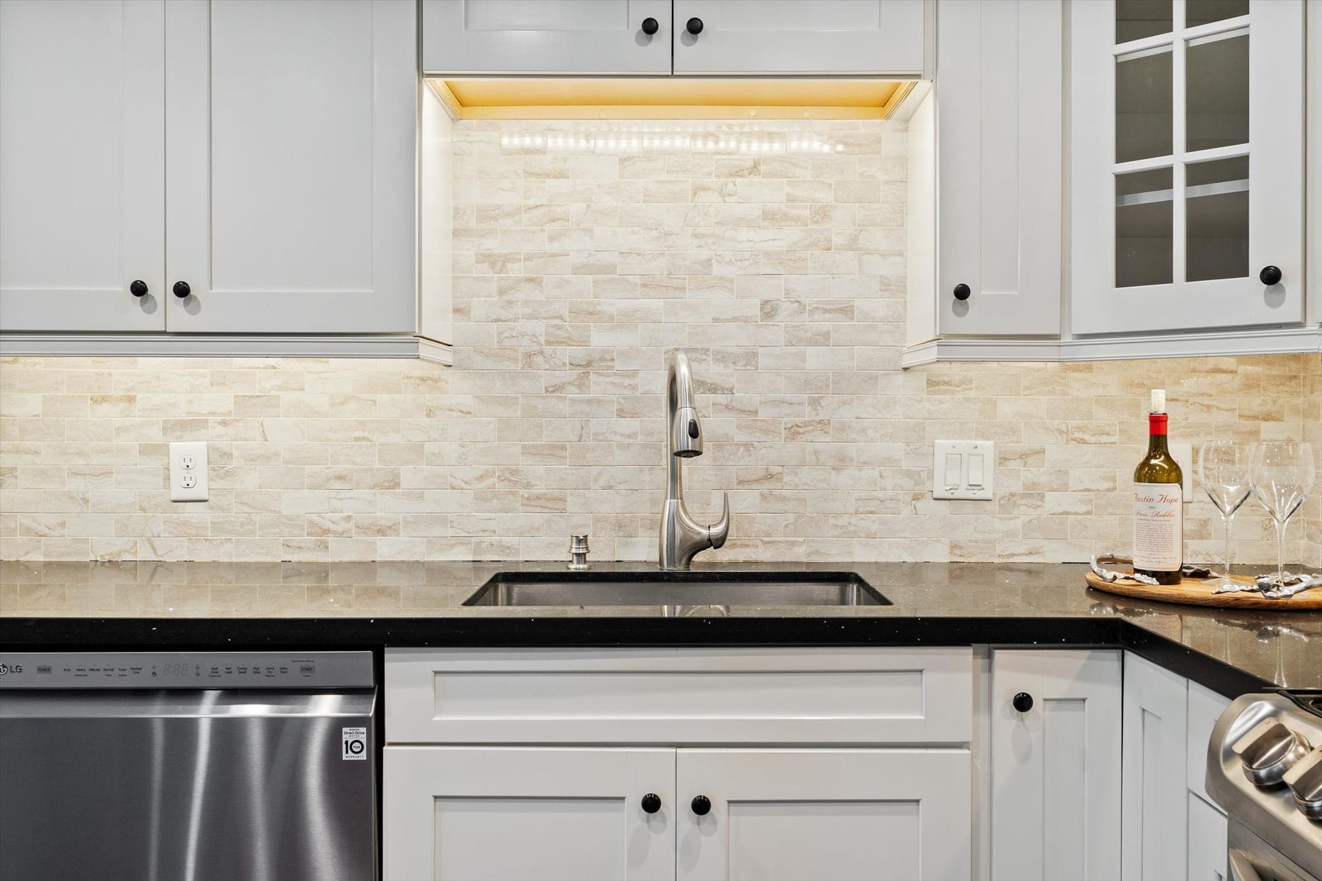 16963 Chapel Pines Drive, #57, Spring, TX 77379 Upgraded kitchen with undermount cabinet lighting and soft close cabinets