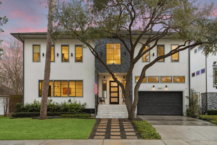 Property photo for 1010 Waltway Drive, Houston, TX