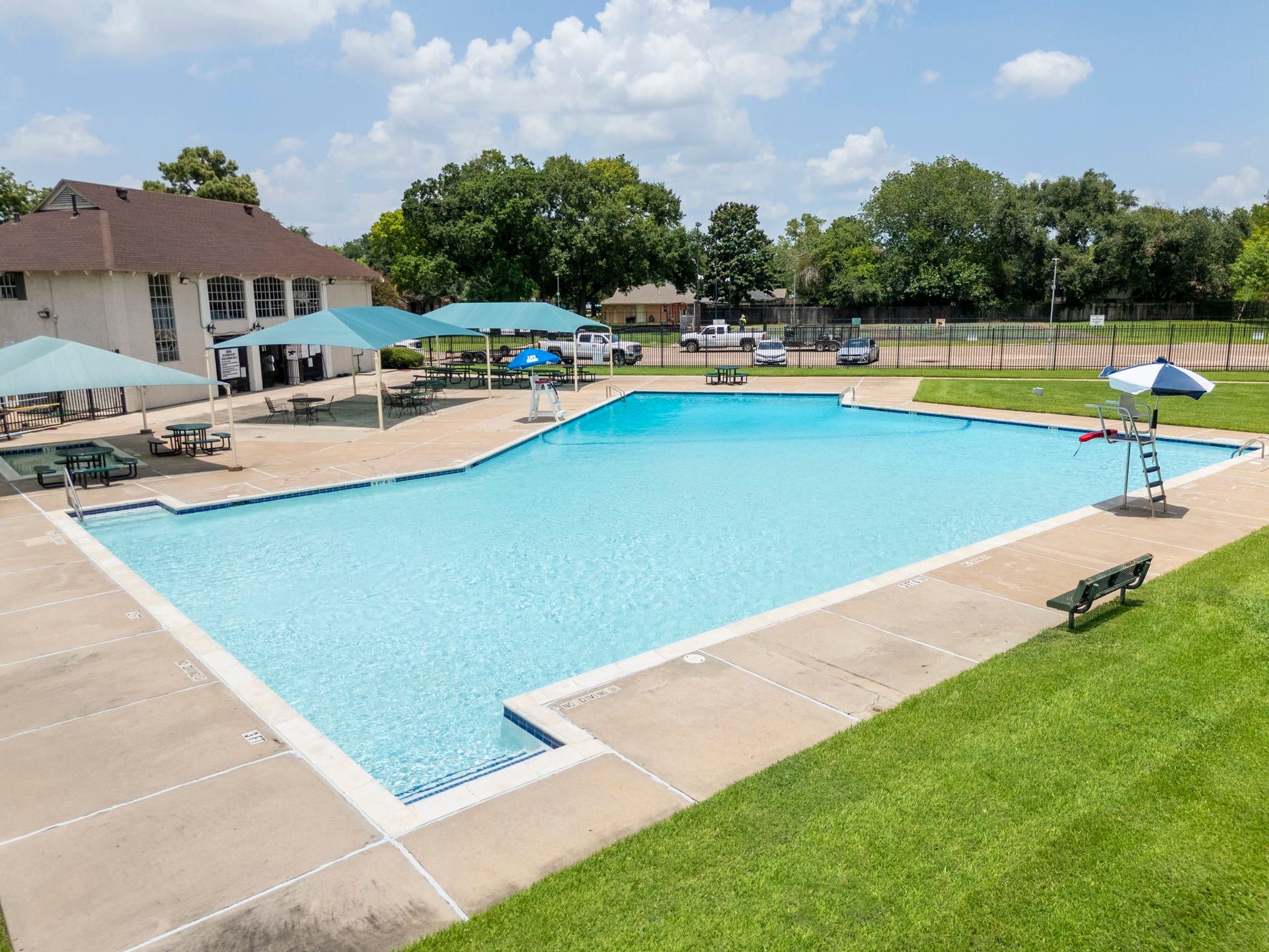 6839 Silver Star Drive, Houston, TX 77086