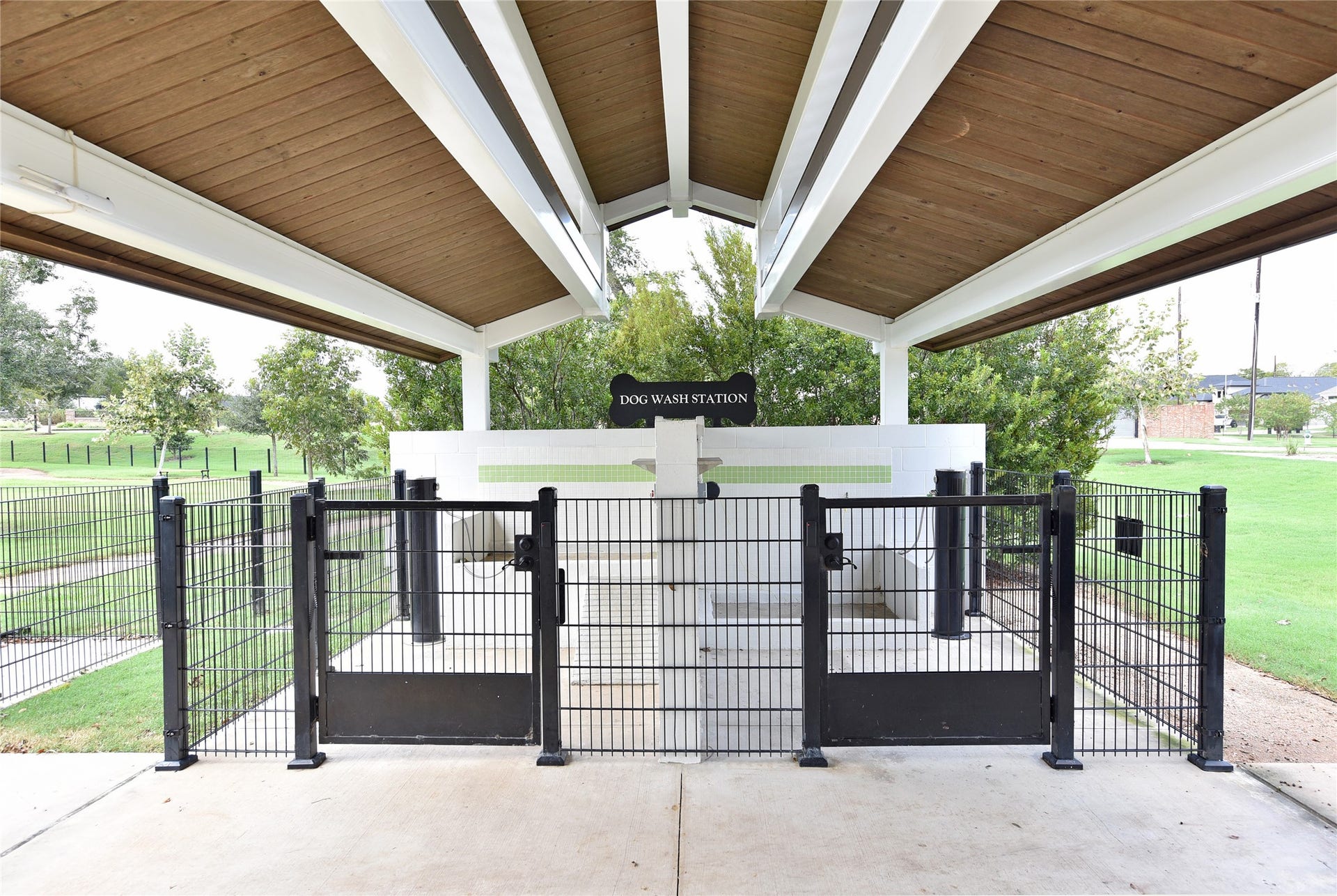 Calling all dog lovers!