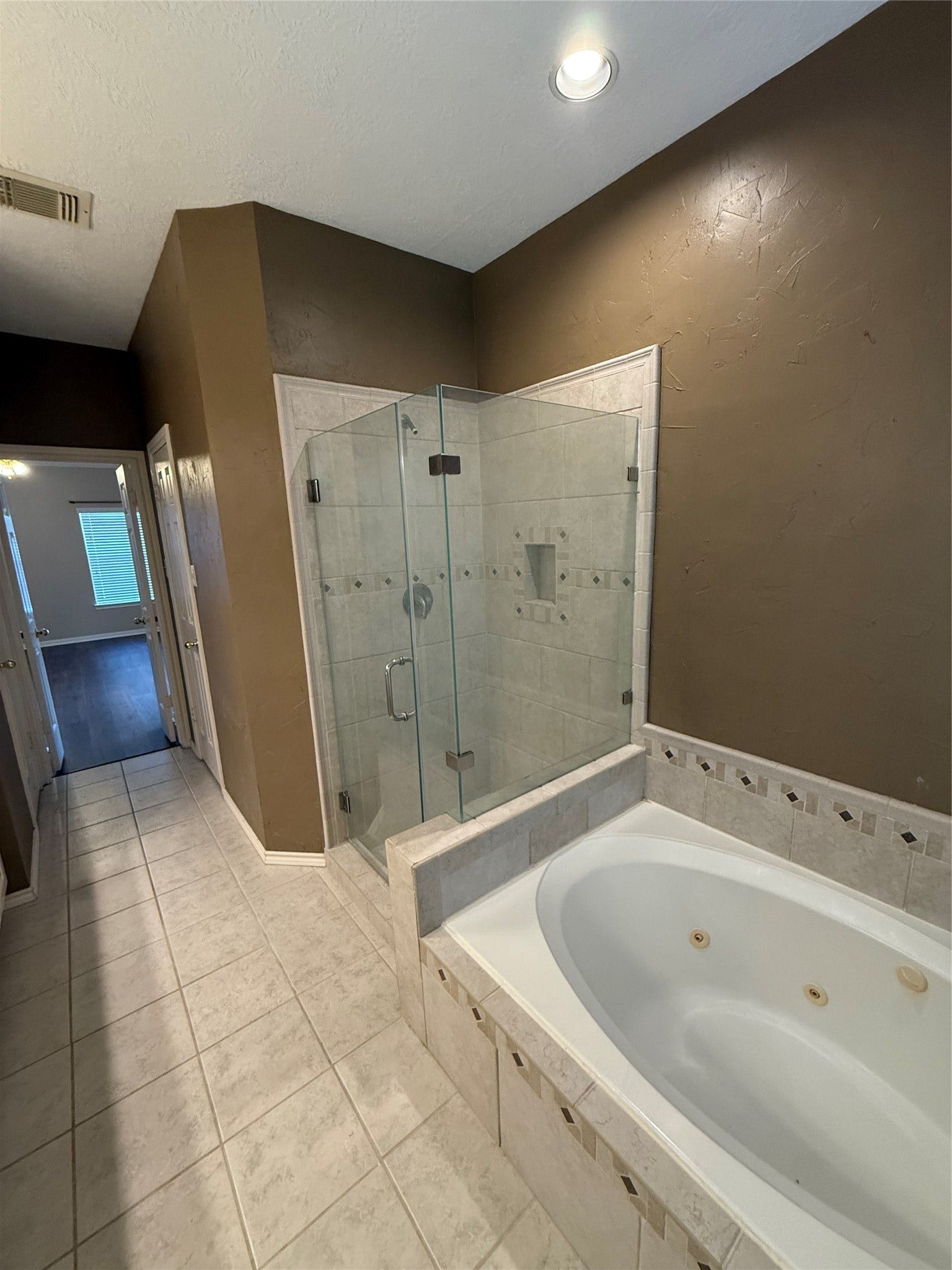 973 Southern Pass Court, Houston, TX 77062