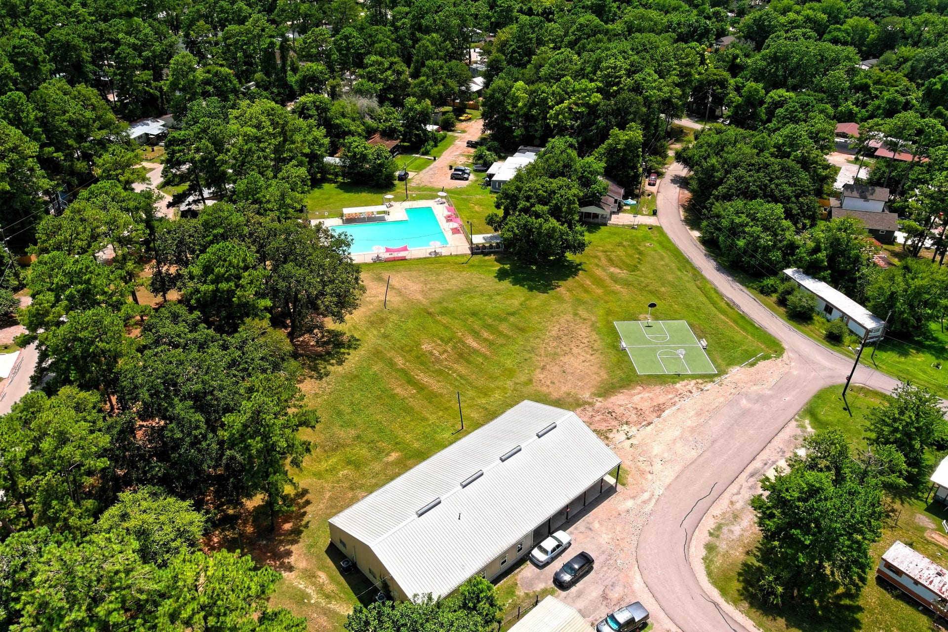 9822 ARBOR OAKS, Willis, TX 77318 9822 ARBOR OAKS, Willis, TX 77318