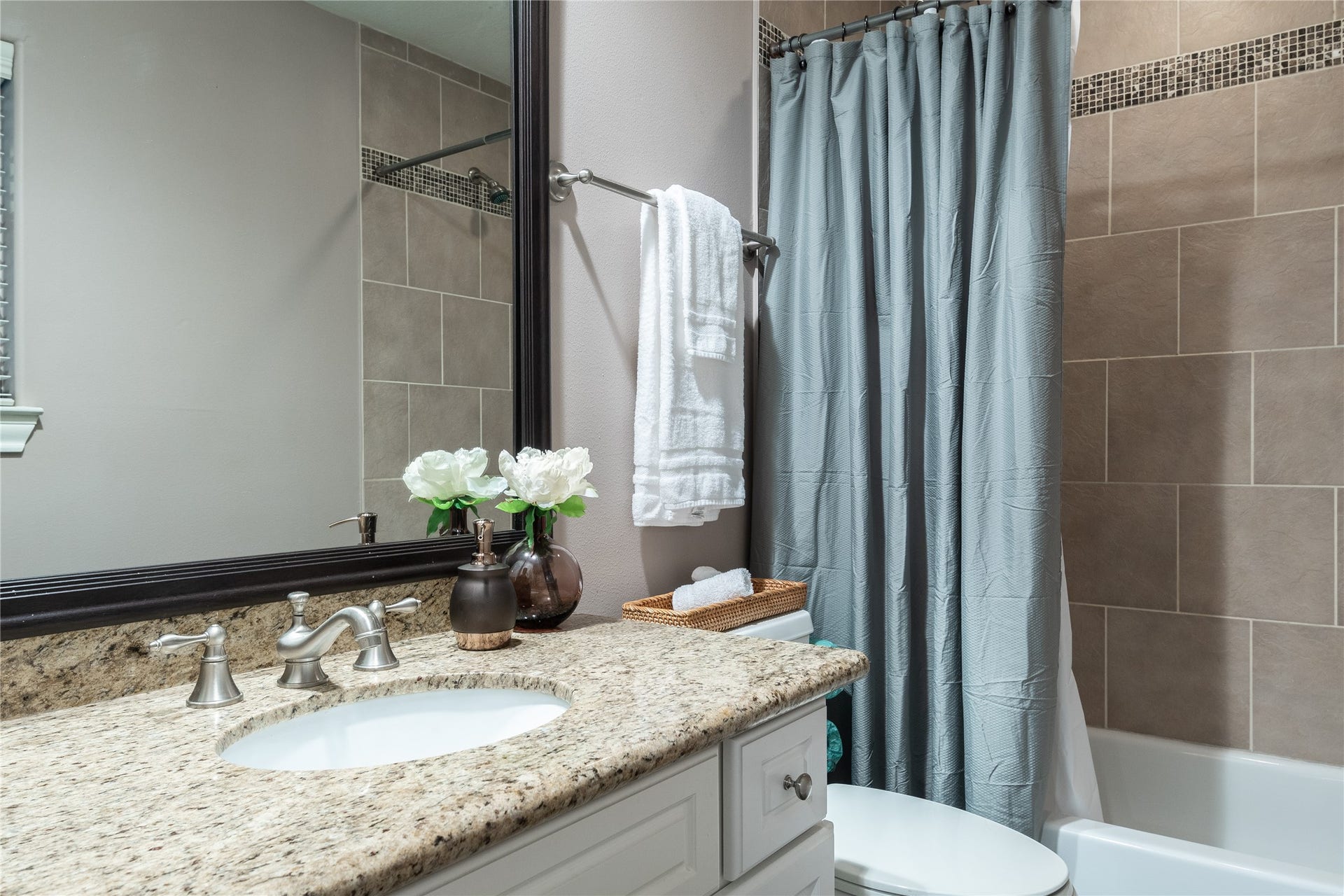 1806 Tuam Street, Houston, TX 77004 1806 Tuam Street, Houston, TX 77004