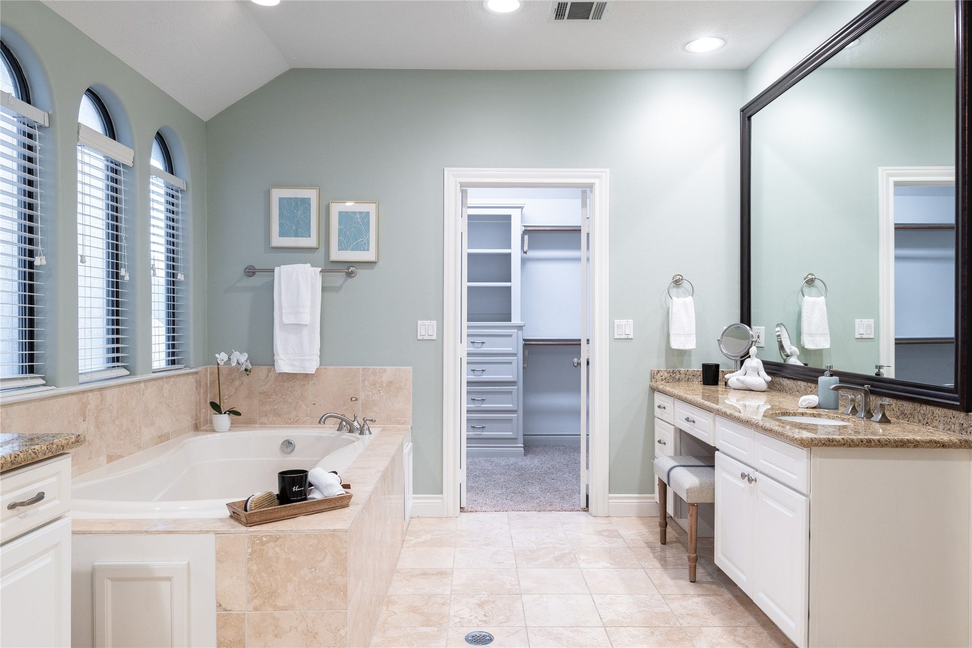 1806 Tuam Street, Houston, TX 77004 1806 Tuam Street, Houston, TX 77004
