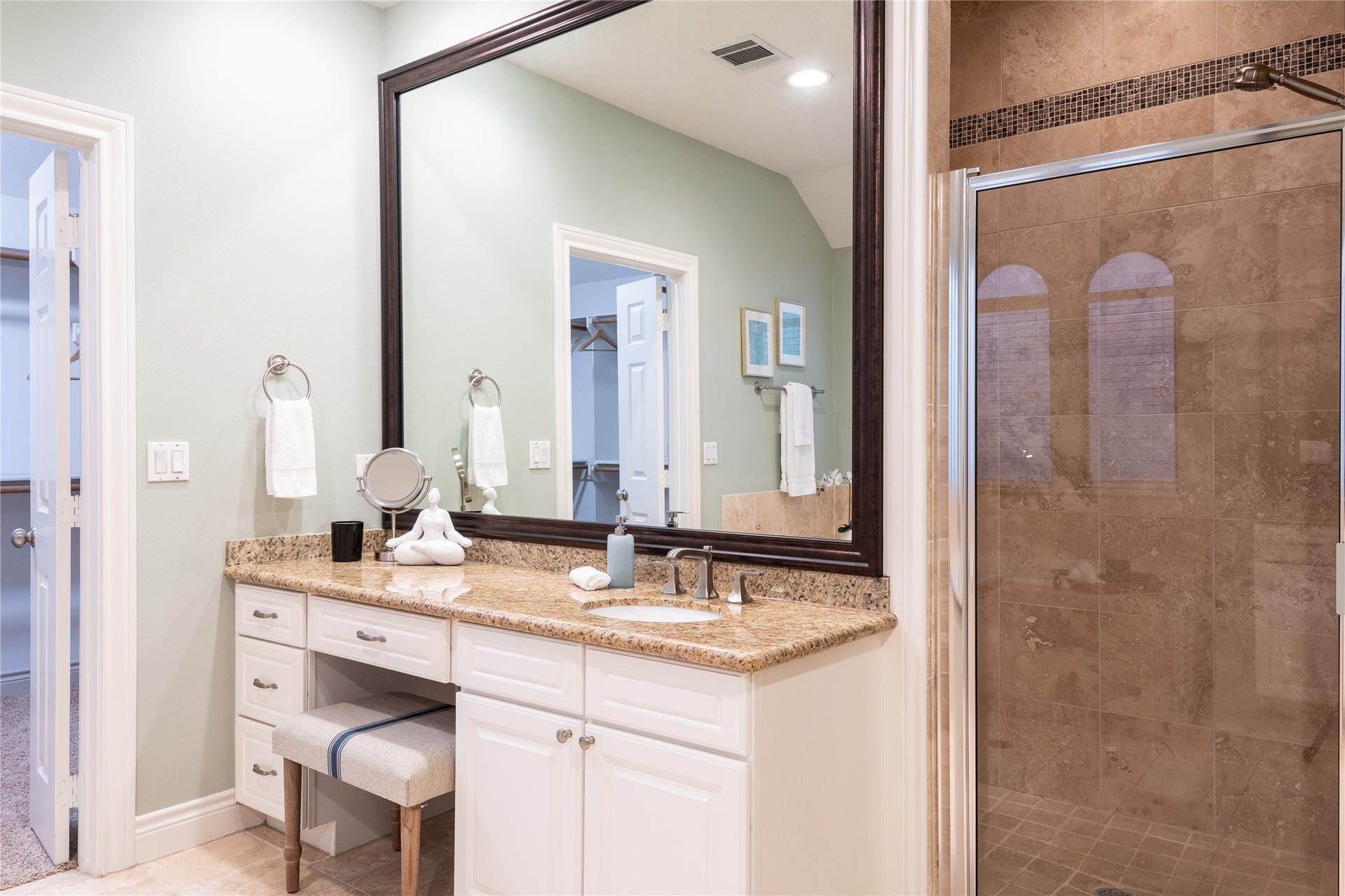 1806 Tuam Street, Houston, TX 77004 1806 Tuam Street, Houston, TX 77004