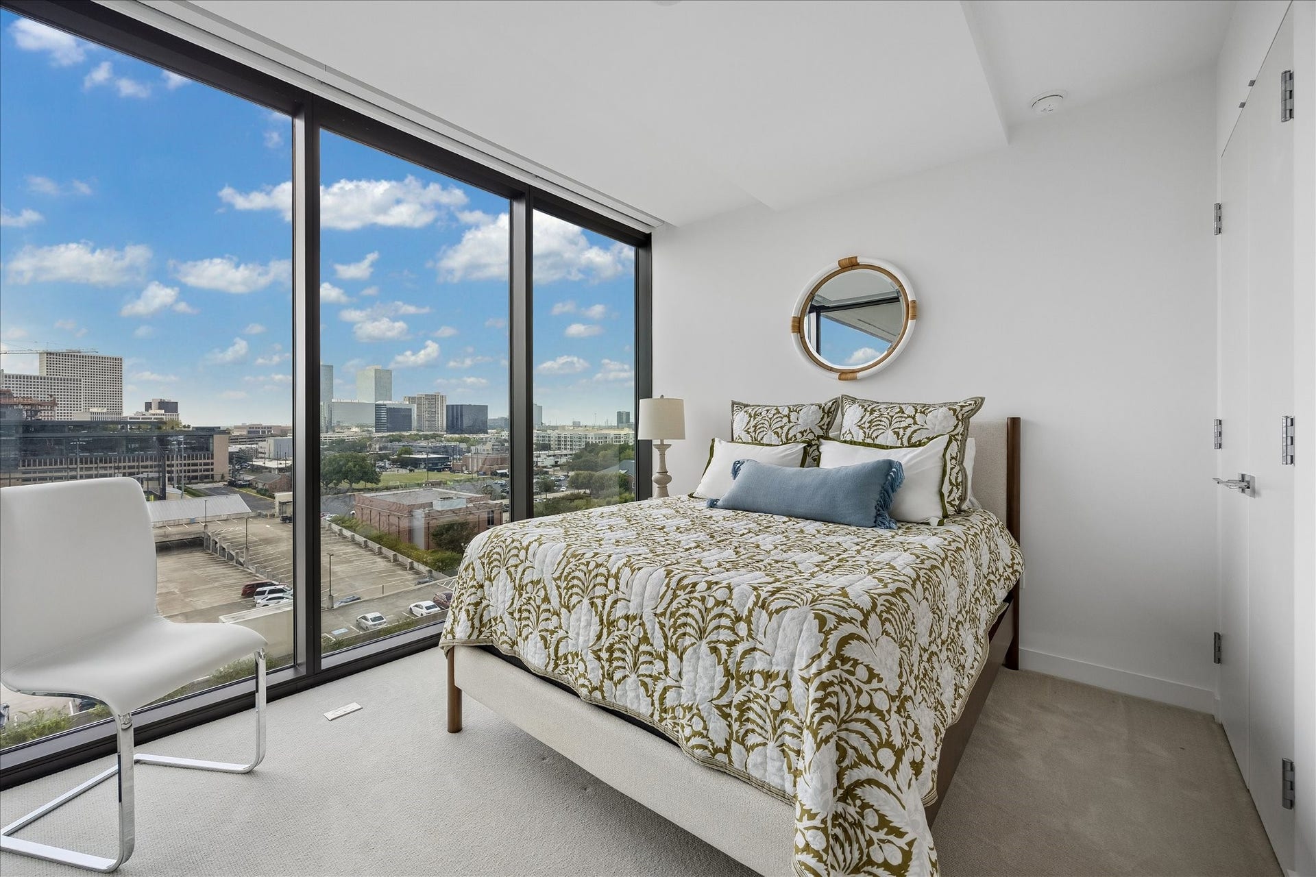 3433 Westheimer Road, #804, Houston, TX 77027