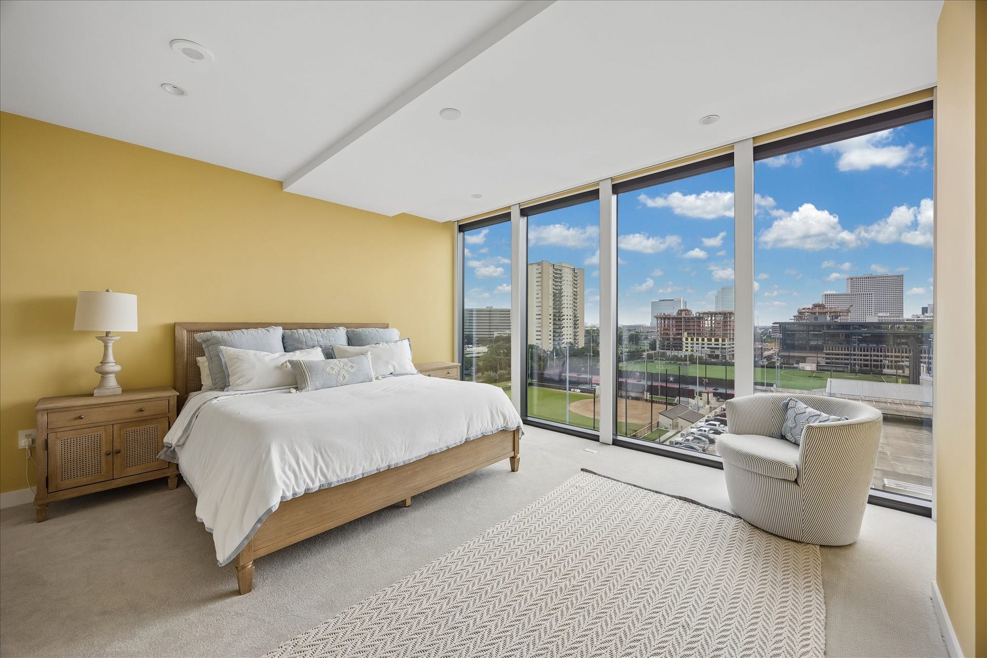 3433 Westheimer Road, #804, Houston, TX 77027