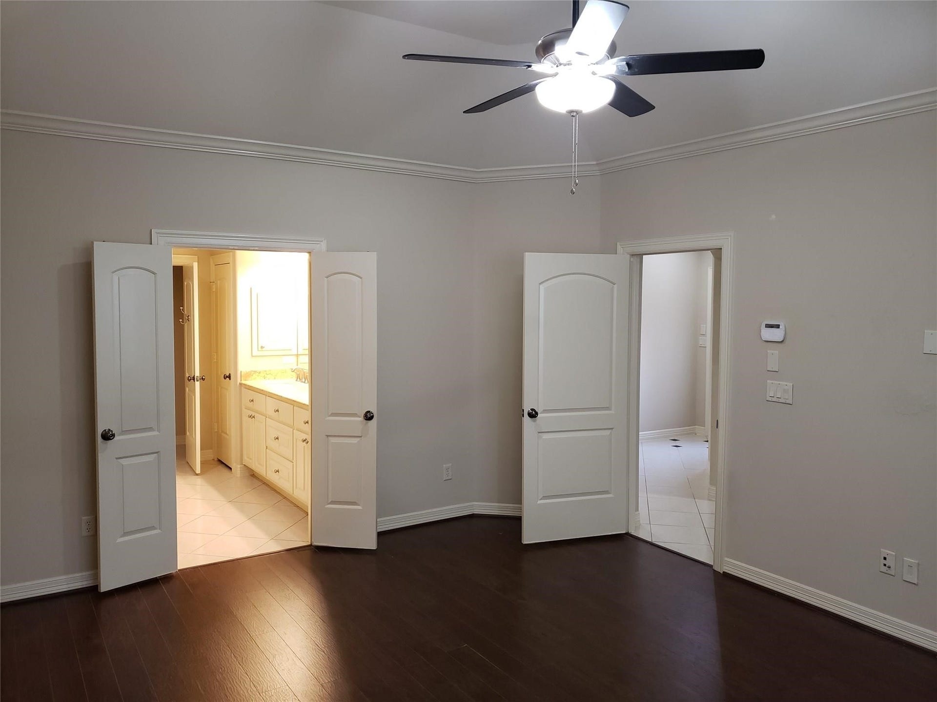 4330 Lake Run Drive, Sugar Land, TX 77459 4330 Lake Run Drive, Sugar Land, TX 77459