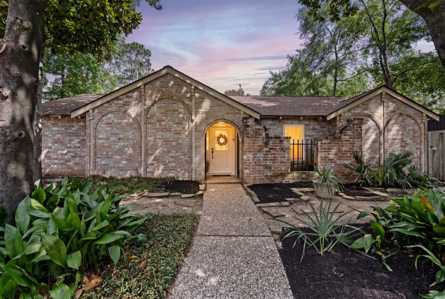 Property photo for 5826 Pine Arbor Drive, Houston, TX