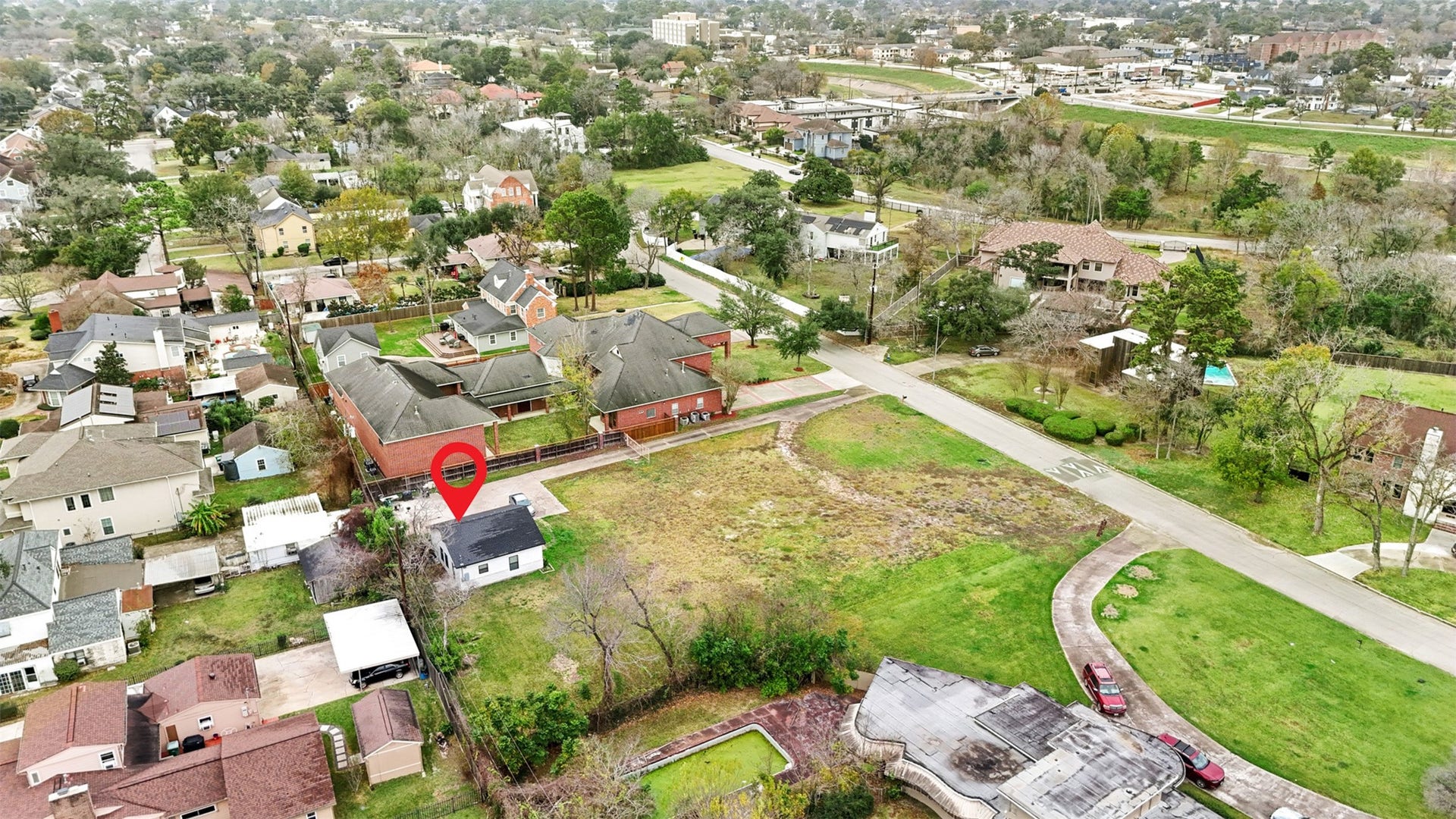 3922 Roseneath Drive, Houston, TX 77021 3922 Roseneath Drive, Houston, TX 77021