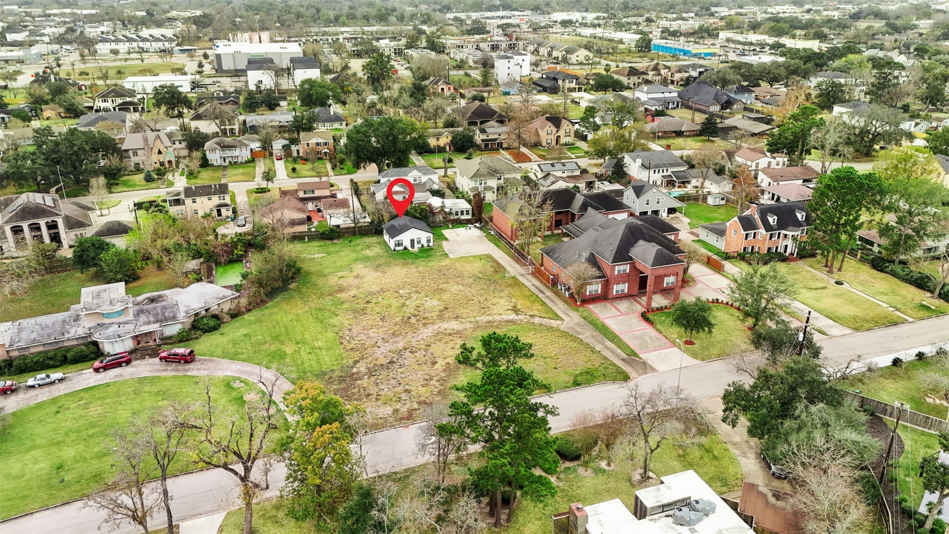 3922 Roseneath Drive, Houston, TX 77021 3922 Roseneath Drive, Houston, TX 77021