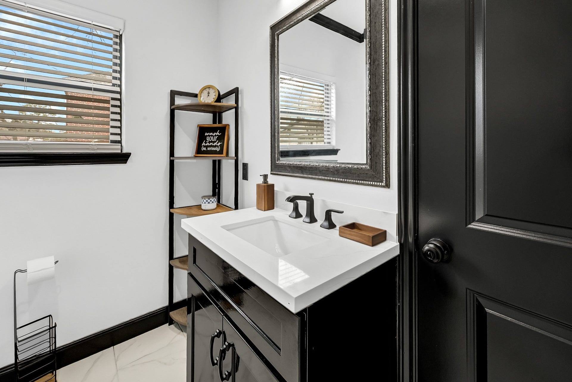 3922 Roseneath Drive, Houston, TX 77021 3922 Roseneath Drive, Houston, TX 77021