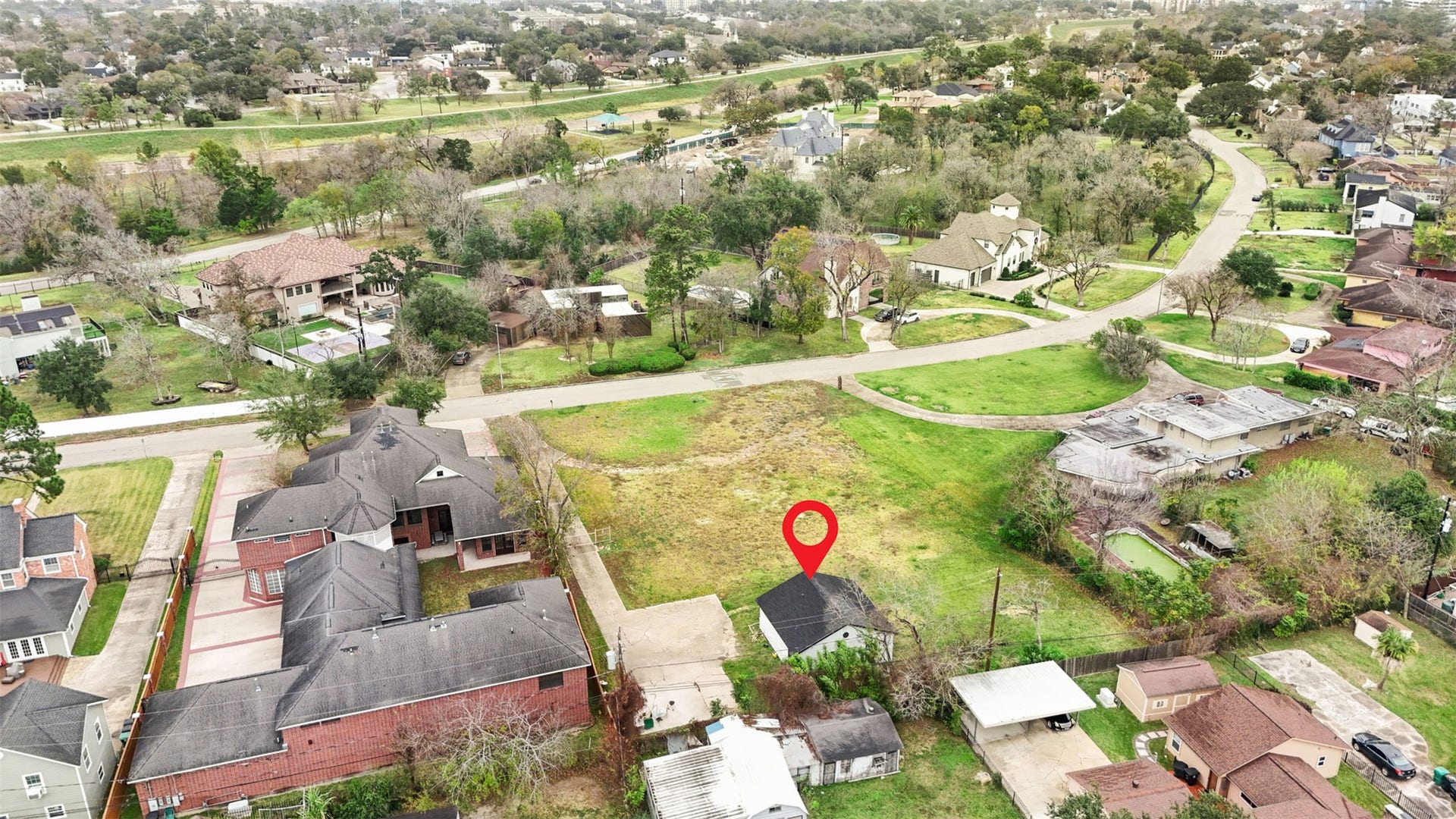 3922 Roseneath Drive, Houston, TX 77021 3922 Roseneath Drive, Houston, TX 77021