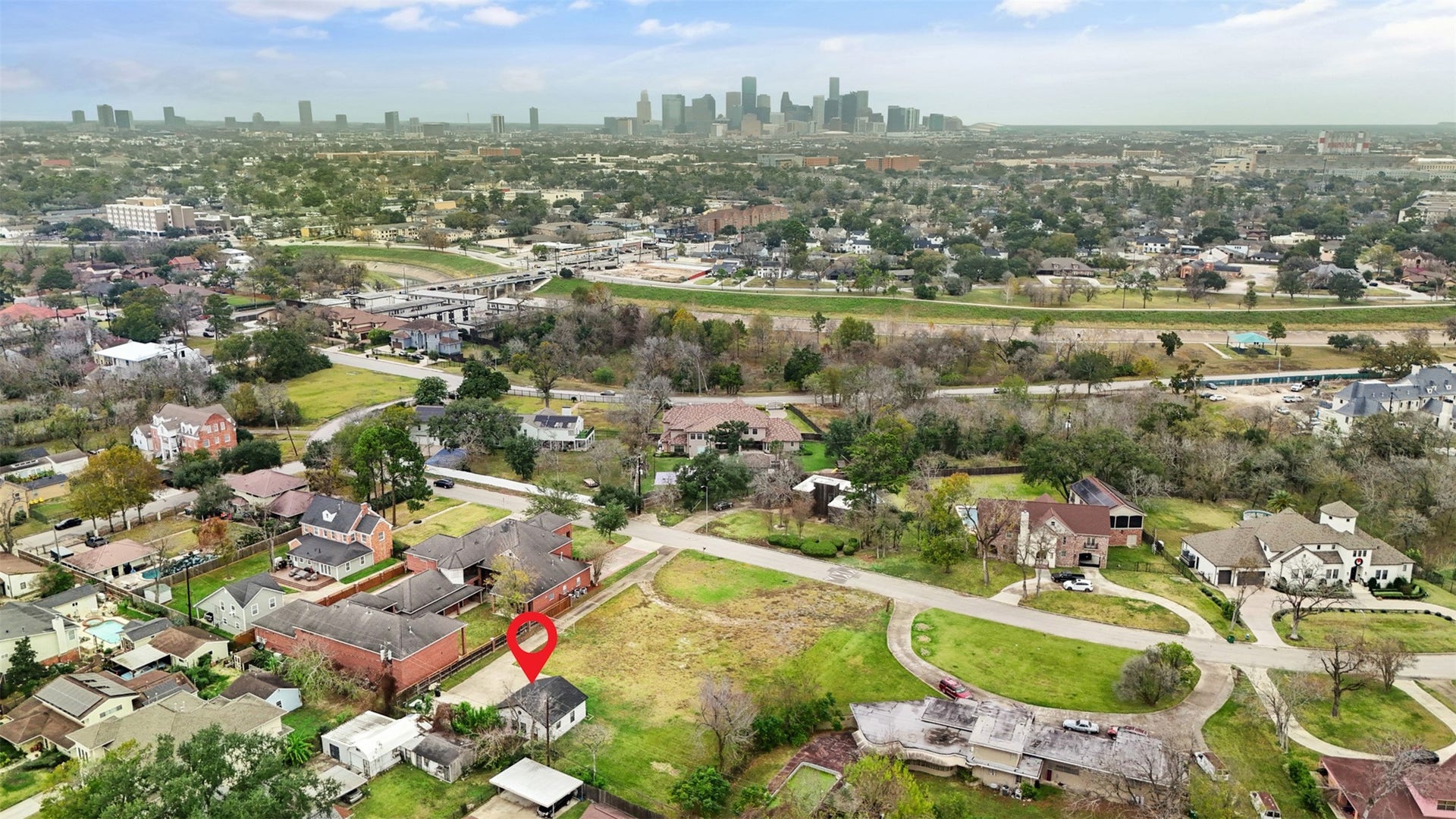 3922 Roseneath Drive, Houston, TX 77021 3922 Roseneath Drive, Houston, TX 77021