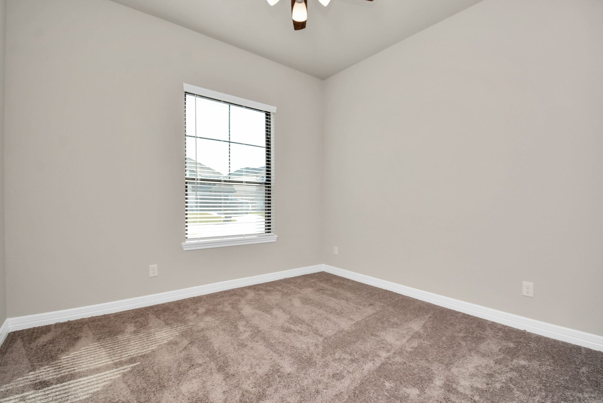 4710 Austin Landing, Fresno, TX 77545 4710 Austin Landing, Fresno, TX 77545