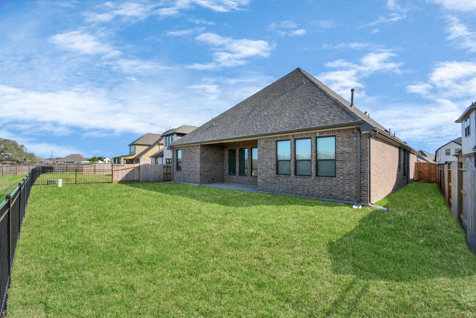 4710 Austin Landing, Fresno, TX 77545 4710 Austin Landing, Fresno, TX 77545