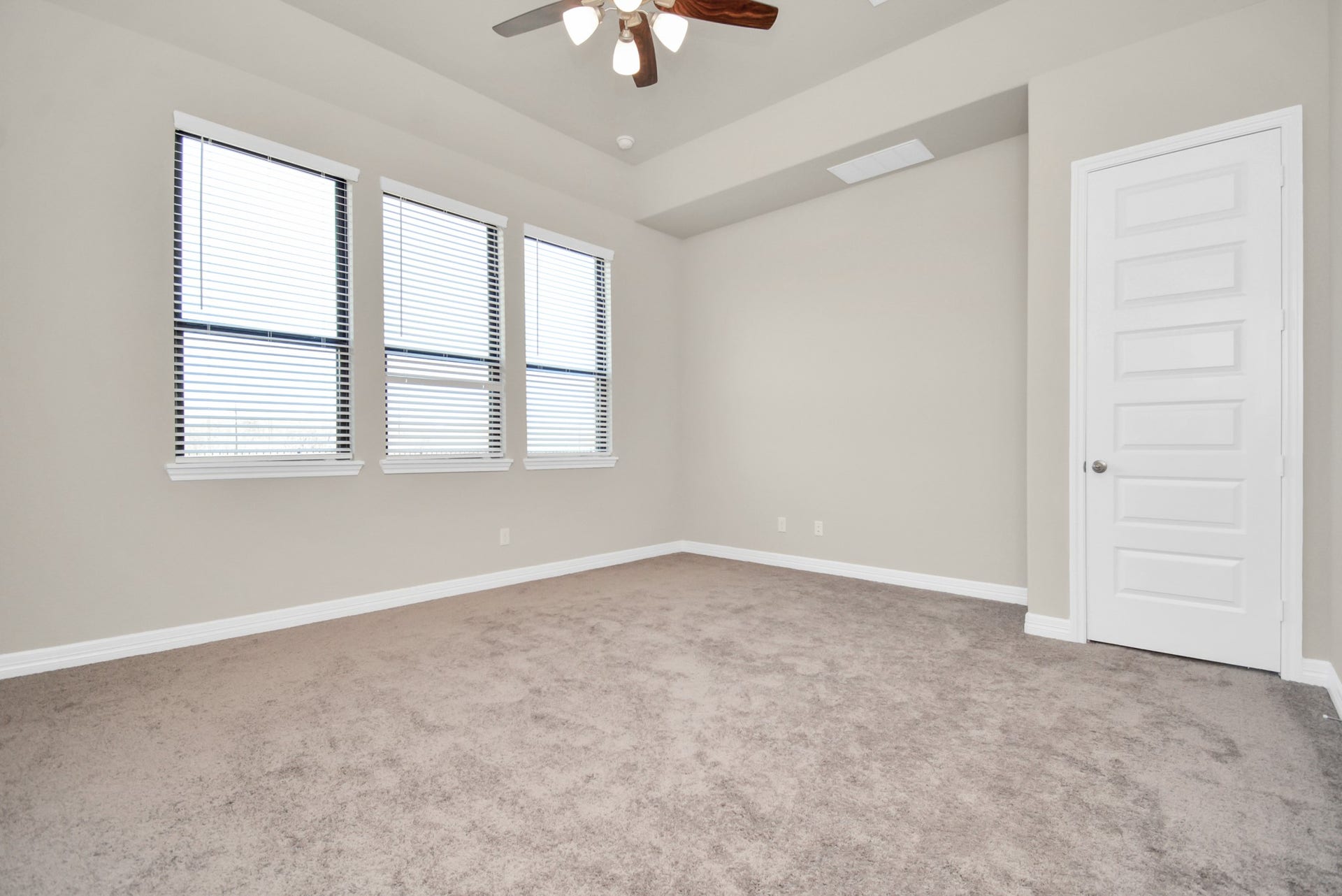 4710 Austin Landing, Fresno, TX 77545 4710 Austin Landing, Fresno, TX 77545