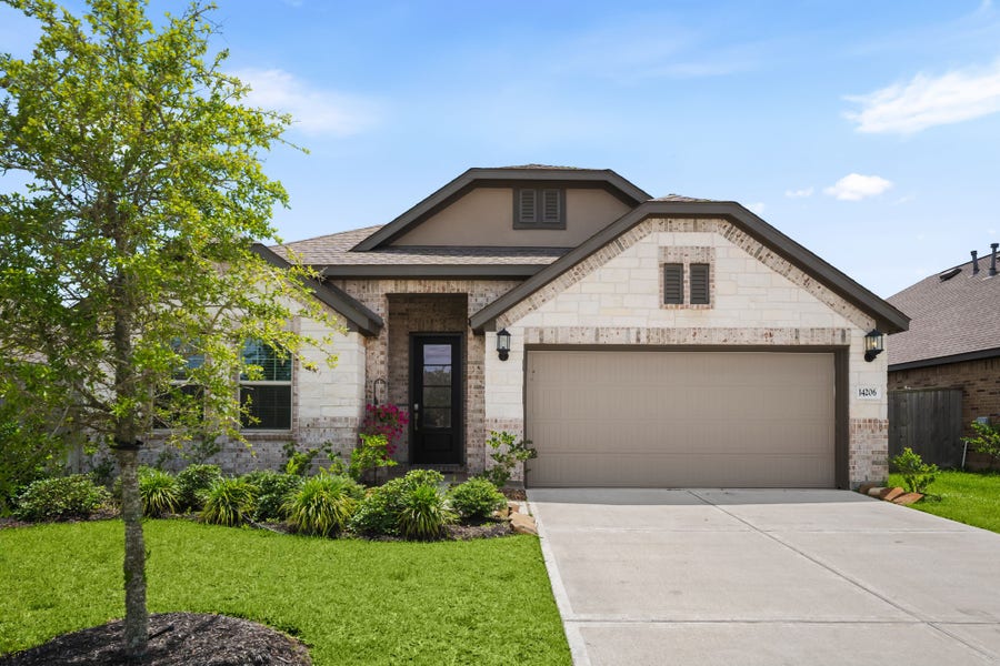 Property photo for 14206 Hawley Village Way, Rosharon, TX