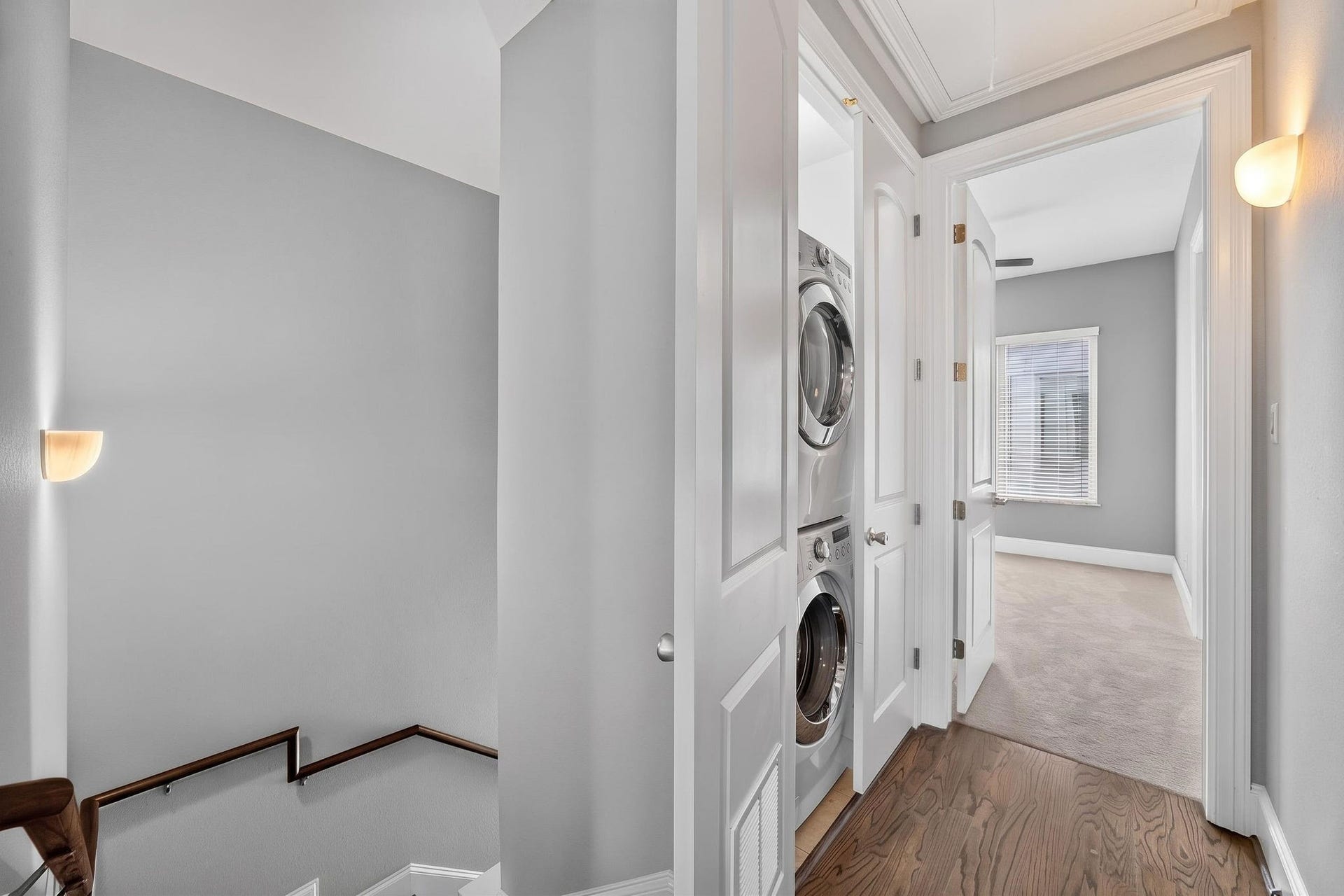 2307 Camden Drive, #C, Houston, TX 77021 Upstairs landing with stacked washer and dryer