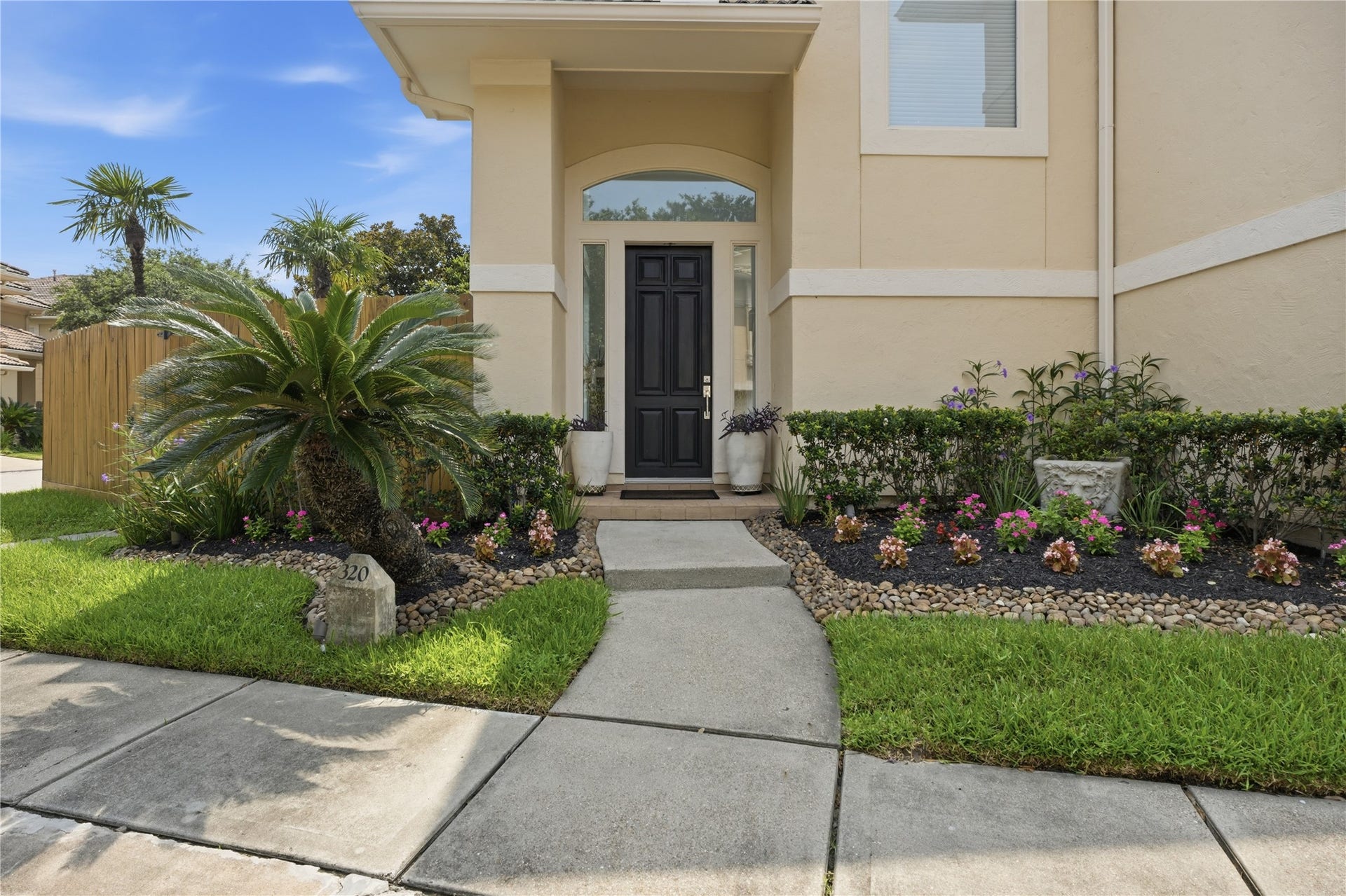 320 Harborside Circle, Kemah, TX 77565 320 Harborside Circle, Kemah, TX 77565