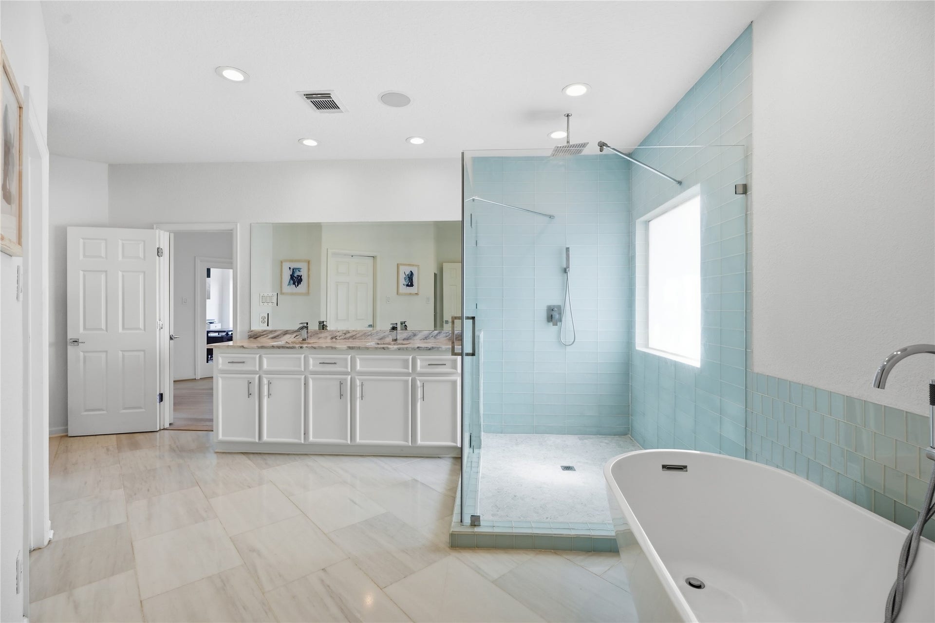 320 Harborside Circle, Kemah, TX 77565 320 Harborside Circle, Kemah, TX 77565