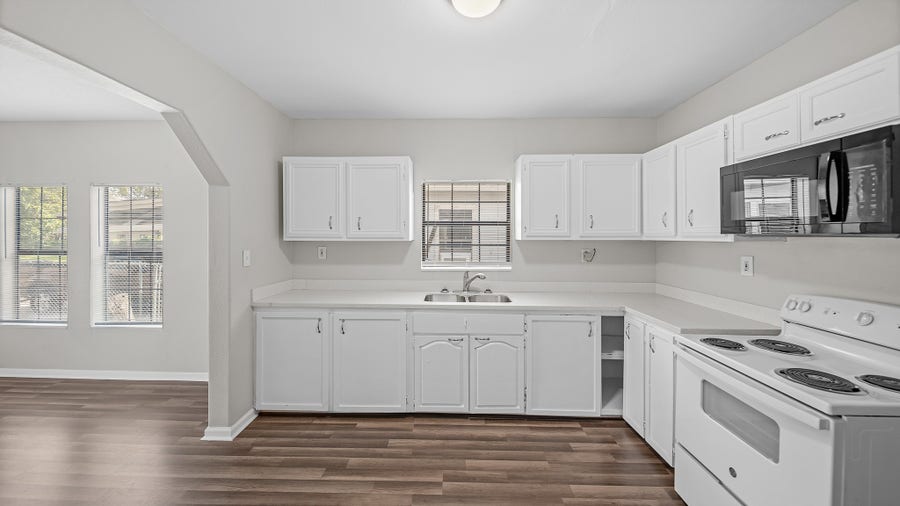 Property photo for 1322 Magnolia Street, Baytown, TX